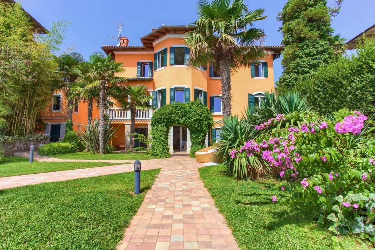 Villa Baronessa 로브란 외부 사진